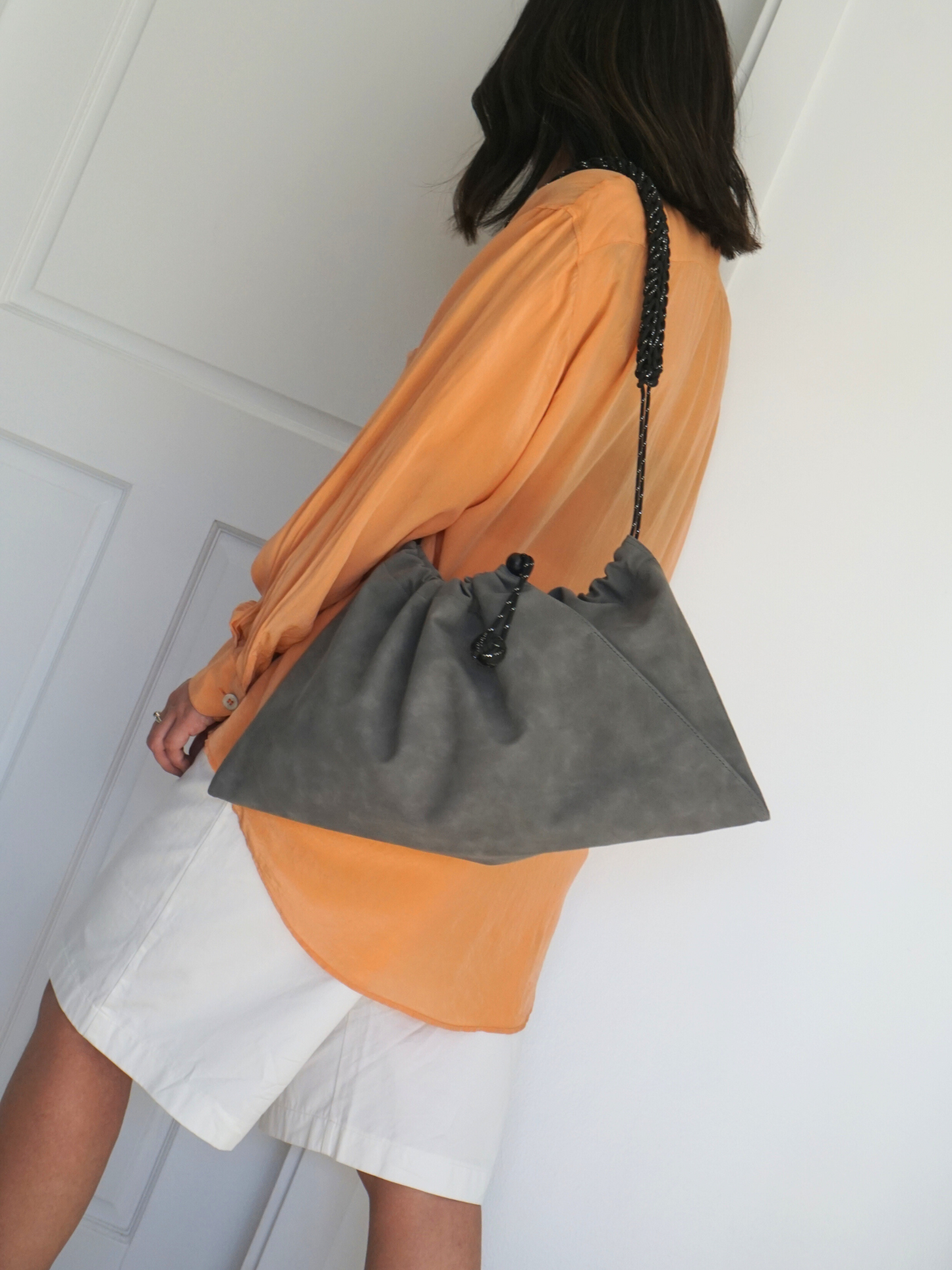 Twin Tote 02
