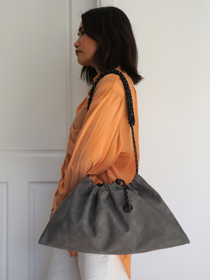 Twin Tote 02