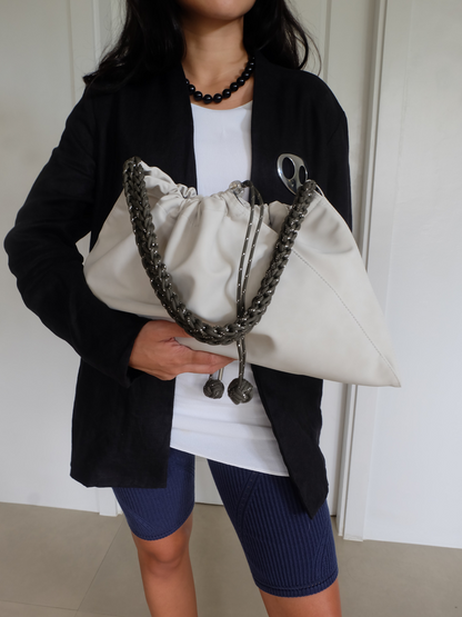 Twin Tote 02
